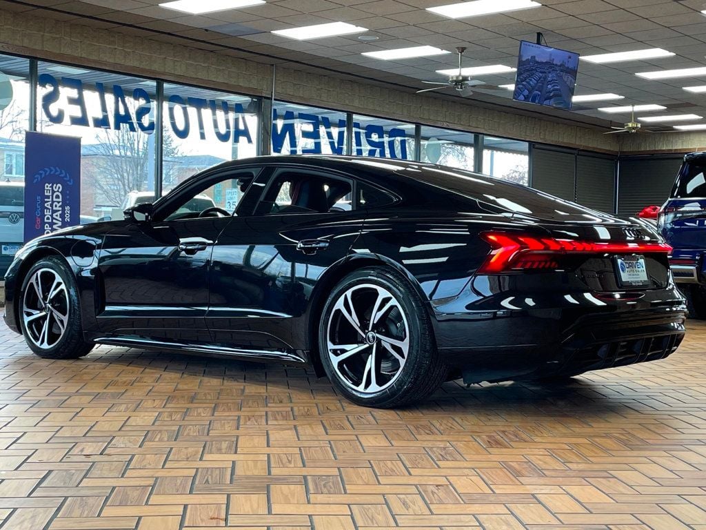 2024 Audi e-tron GT Premium Plus quattro - 22959921 - 5