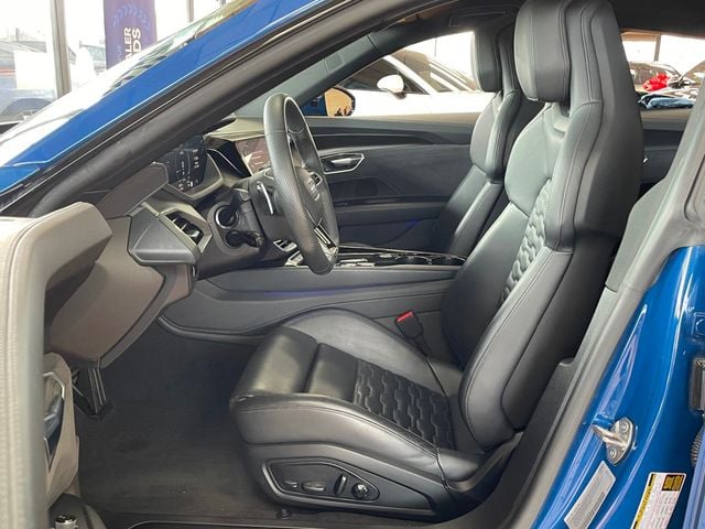 2024 Audi e-tron GT Premium Plus quattro - 22986359 - 10