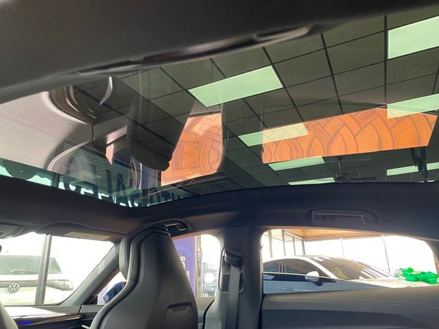 2024 Audi e-tron GT Premium Plus quattro - 22986359 - 19