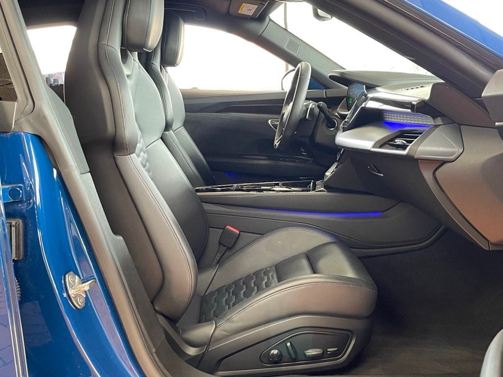 2024 Audi e-tron GT Premium Plus quattro - 22986359 - 24