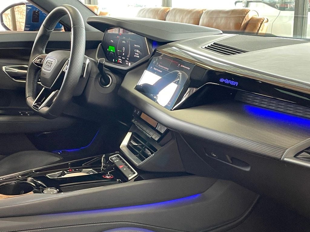 2024 Audi e-tron GT Premium Plus quattro - 22986359 - 25