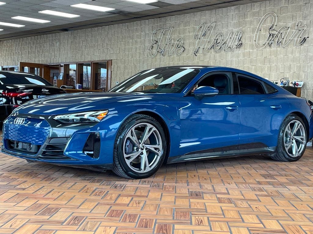 2024 Audi e-tron GT Premium Plus quattro - 22986359 - 3