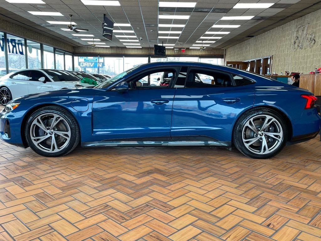 2024 Audi e-tron GT Premium Plus quattro - 22986359 - 4
