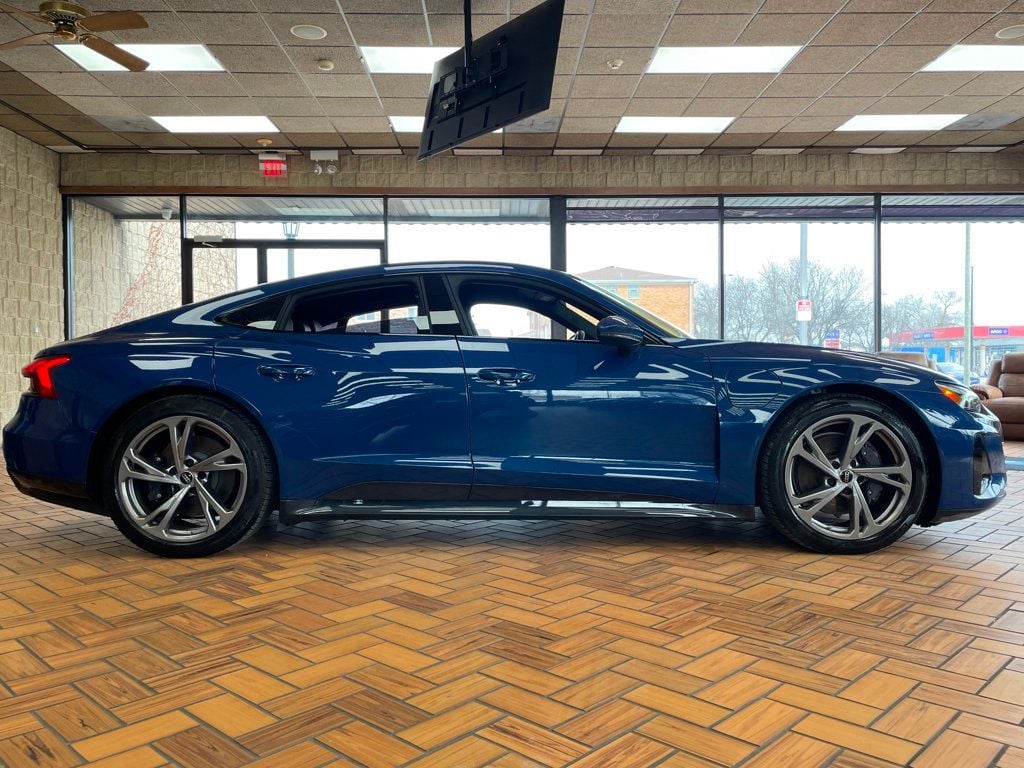 2024 Audi e-tron GT Premium Plus quattro - 22986359 - 6