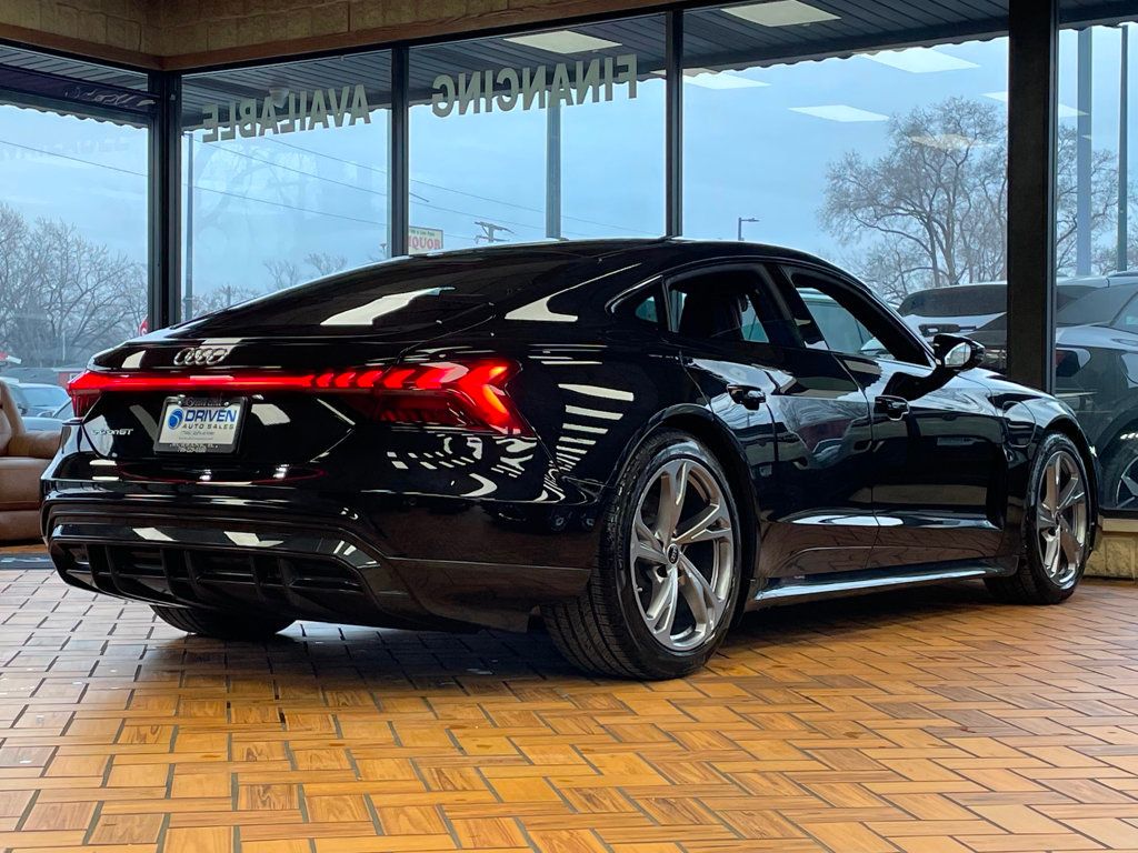 2024 Audi e-tron GT Premium Plus quattro - 22993088 - 10