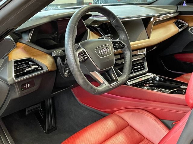 2024 Audi e-tron GT Premium Plus quattro - 22993088 - 14