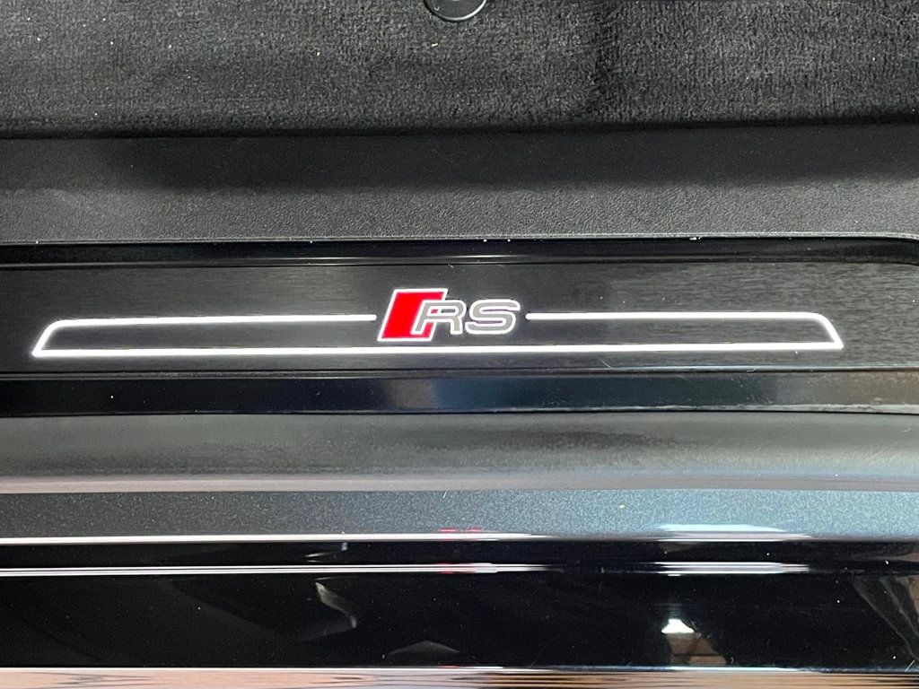 2024 Audi e-tron GT Premium Plus quattro - 22997732 - 14