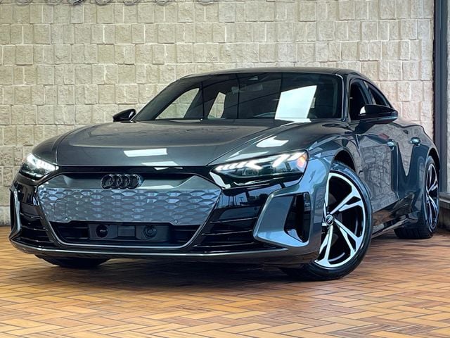 2024 Audi e-tron GT Premium Plus quattro - 22997732 - 1
