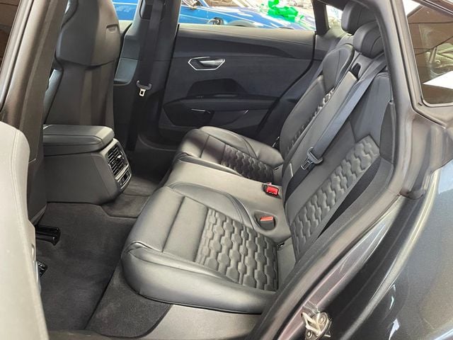 2024 Audi e-tron GT Premium Plus quattro - 22997732 - 20