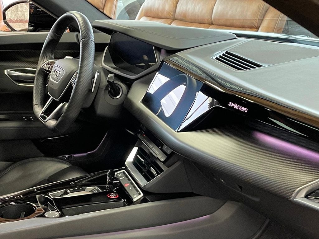 2024 Audi e-tron GT Premium Plus quattro - 22997732 - 26
