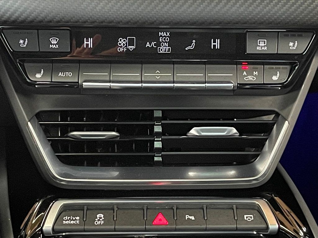 2024 Audi e-tron GT Premium Plus quattro - 22997732 - 36