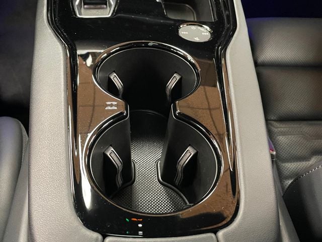 2024 Audi e-tron GT Premium Plus quattro - 22997732 - 38