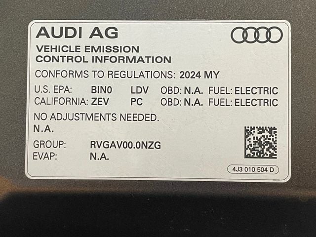 2024 Audi e-tron GT Premium Plus quattro - 22997732 - 45