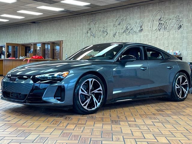 2024 Audi e-tron GT Premium Plus quattro - 22997732 - 4
