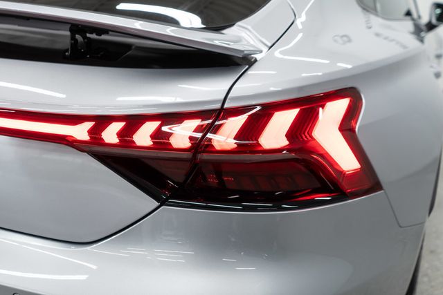 2024 Audi e-tron GT Premium Plus quattro - 23024256 - 49