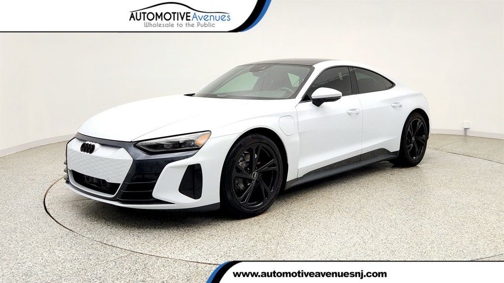 2024 Audi e-tron GT Premium Plus quattro w/ Full Leather Interior & Performance Pkg - 23023590 | Video 1