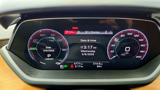 2024 Audi e-tron GT Premium Plus quattro w/ Full Leather Interior & Performance Pkg - 23023590 - 13