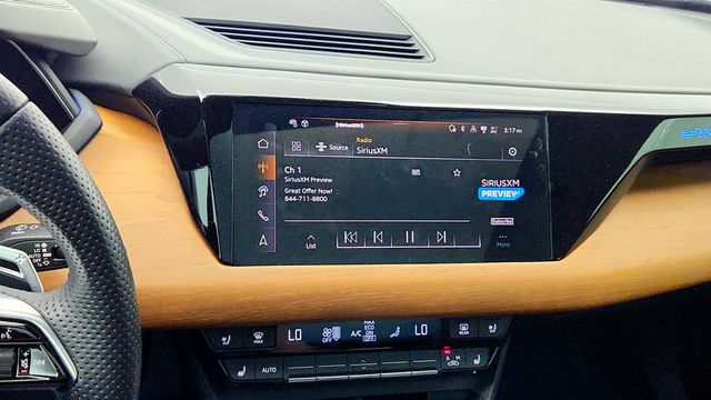 2024 Audi e-tron GT Premium Plus quattro w/ Full Leather Interior & Performance Pkg - 23023590 - 17