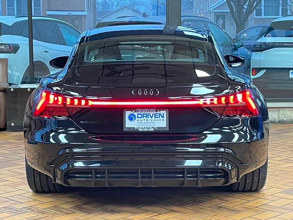 2024 Audi e-tron GT Prestige quattro - 22993639 - 9