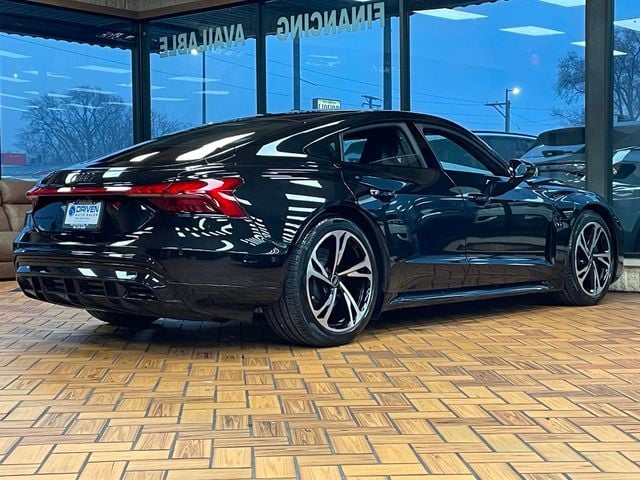 2024 Audi e-tron GT Prestige quattro - 22993639 - 10
