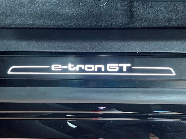 2024 Audi e-tron GT Prestige quattro - 22993639 - 13