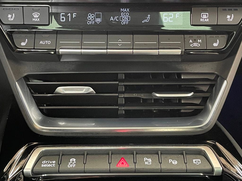 2024 Audi e-tron GT Prestige quattro - 23023582 - 29