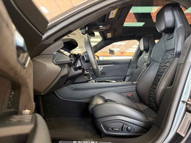 2024 Audi e-tron GT Prestige quattro - 23042563 - 12