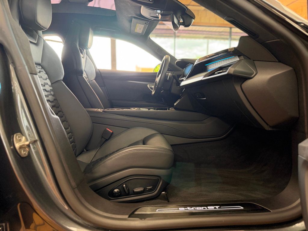 2024 Audi e-tron GT Prestige quattro - 23042563 - 16