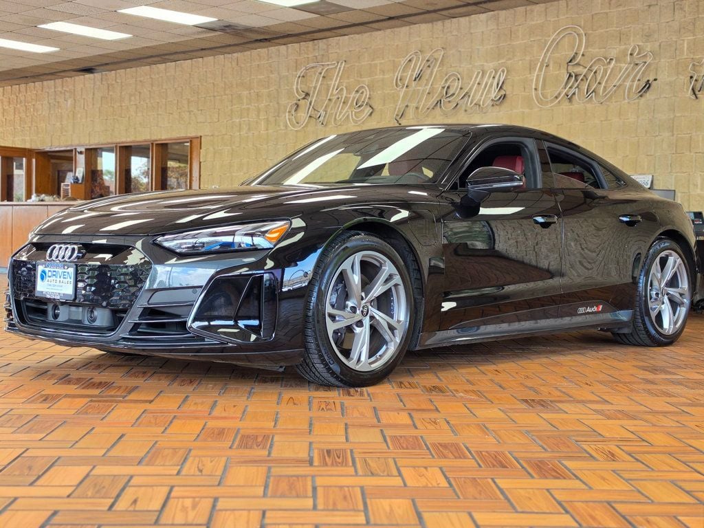 2024 Audi e-tron GT Prestige quattro - 23061825 - 3