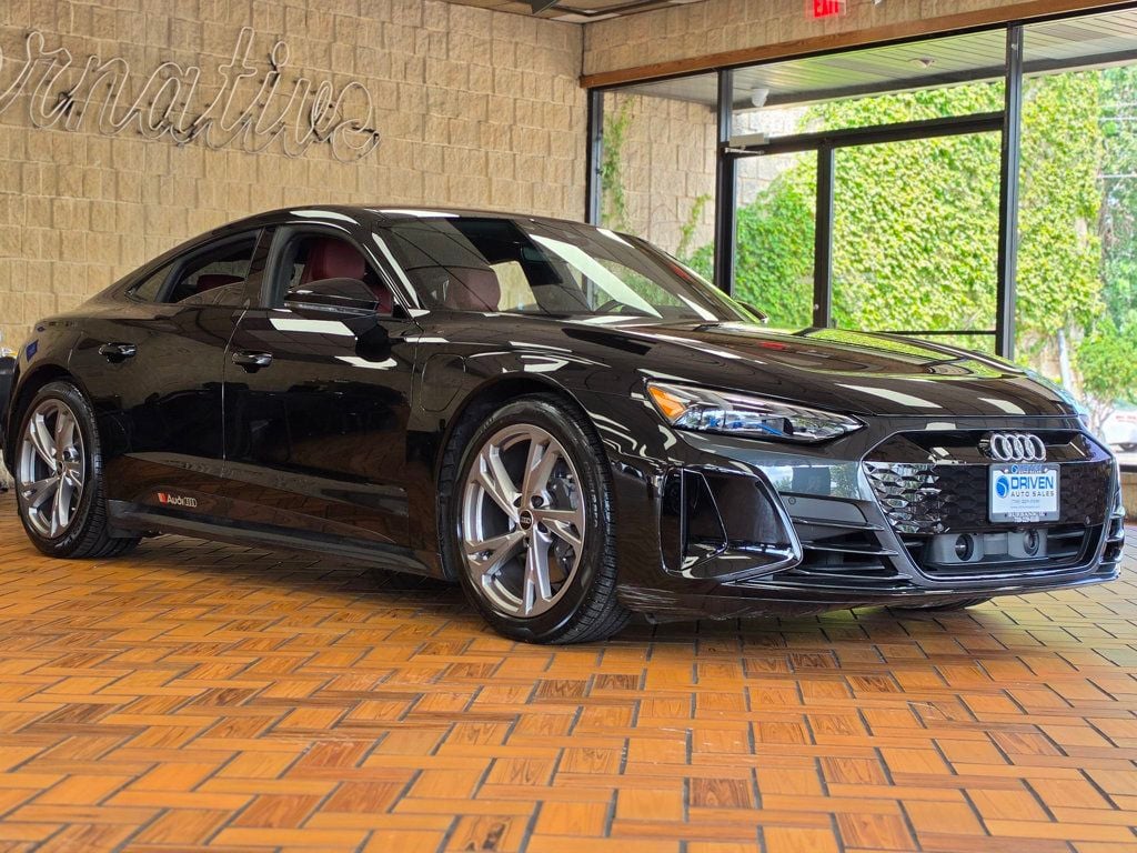 2024 Audi e-tron GT Prestige quattro - 23061825 - 7