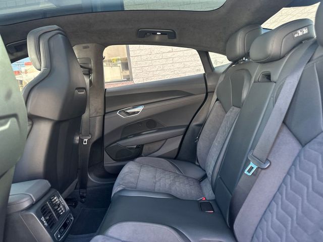 2024 Audi e-tron GT Prestige quattro - 22954901 - 14