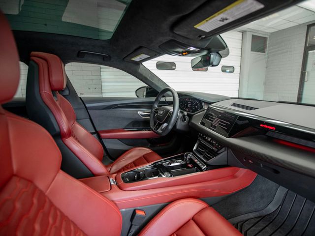 2024 Audi e-tron GT Prestige quattro - 23005173 - 12
