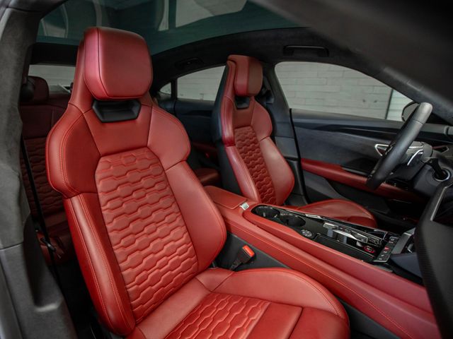 2024 Audi e-tron GT Prestige quattro - 23005173 - 20
