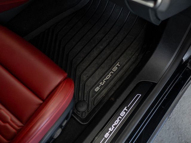 2024 Audi e-tron GT Prestige quattro - 23005173 - 30