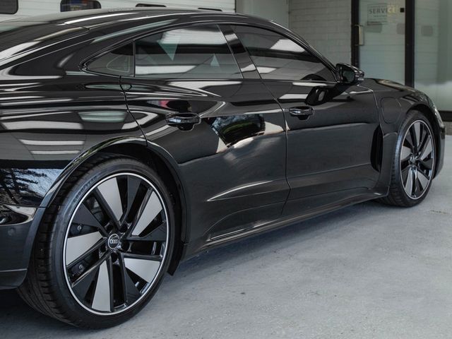 2024 Audi e-tron GT Prestige quattro - 23005173 - 34