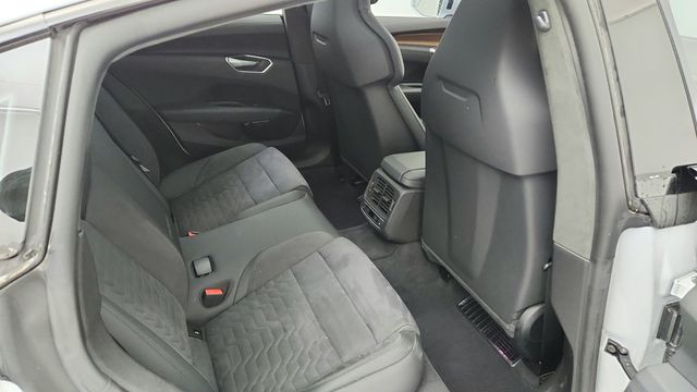2024 Audi e-tron GT Prestige quattro - 22949218 - 22