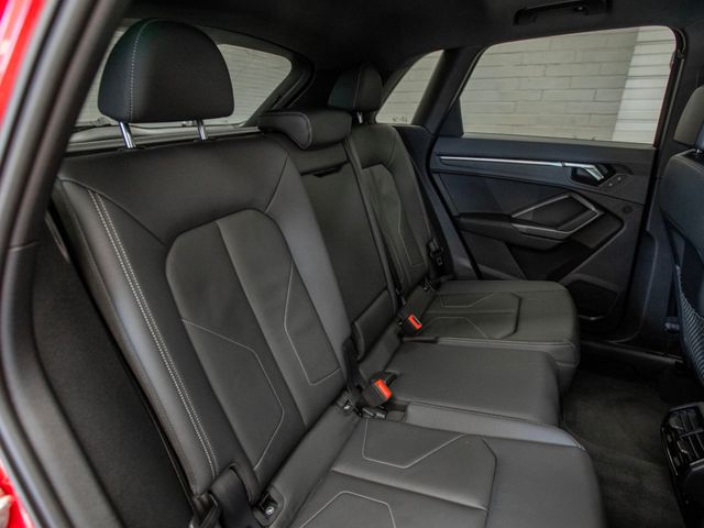 2024 Audi Q3 S line Premium 45 TFSI quattro - 22982265 - 24