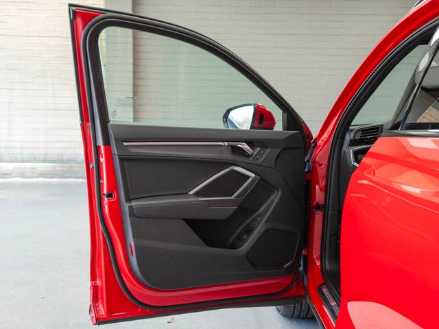 2024 Audi Q3 S line Premium 45 TFSI quattro - 22982265 - 26