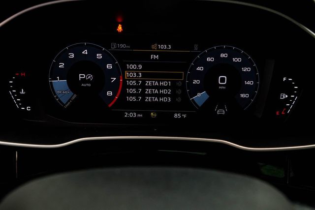 2024 Audi Q3 S line Premium 45 TFSI quattro - 23026363 - 32