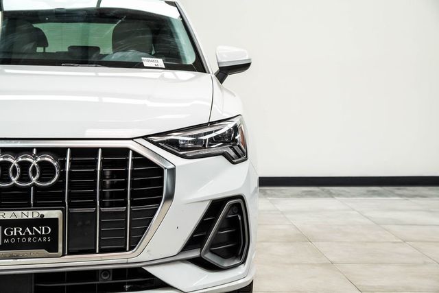 2024 Audi Q3 45 TFSI S Line Premium quattro's photo