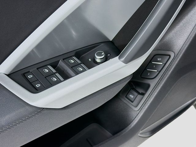 2024 Audi Q3 S line Premium 45 TFSI quattro - 22984022 - 17