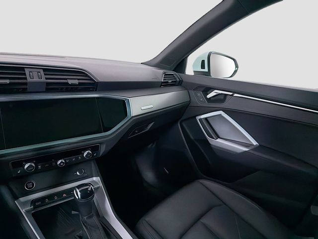 2024 Audi Q3 S line Premium 45 TFSI quattro - 22984022 - 23