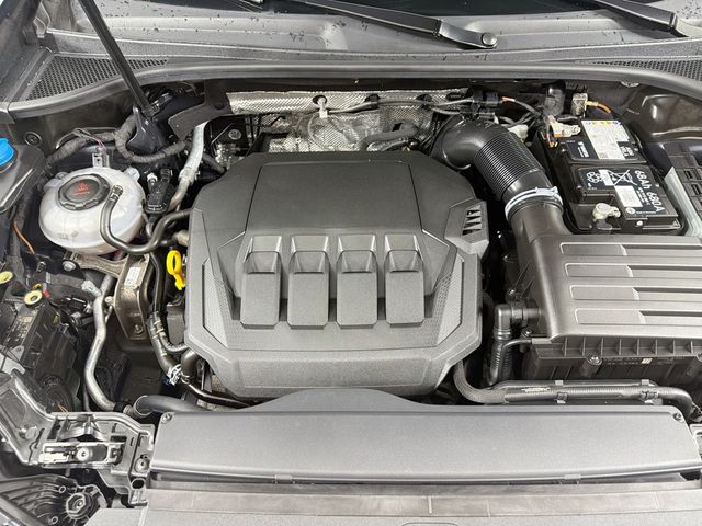2024 Audi Q3 S line Premium 45 TFSI quattro - 23050706 - 29