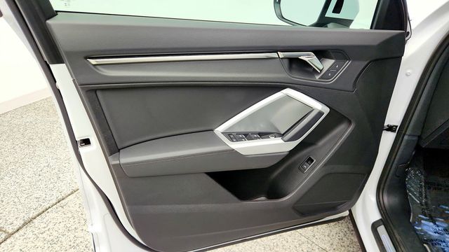 2024 Audi Q3 S line Premium 45 TFSI quattro - 23100493 - 10