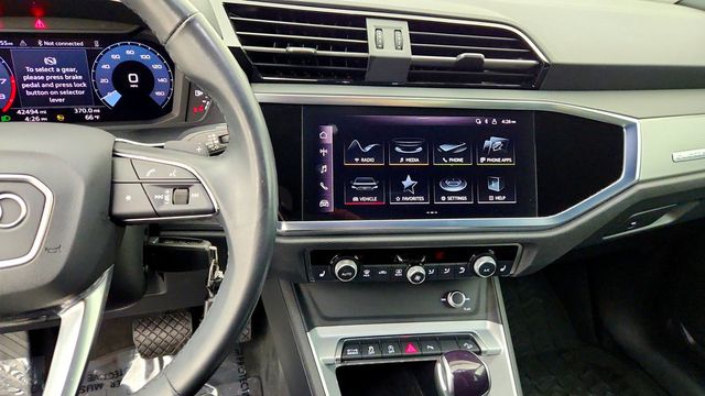 2024 Audi Q3 S line Premium 45 TFSI quattro - 23100493 - 17