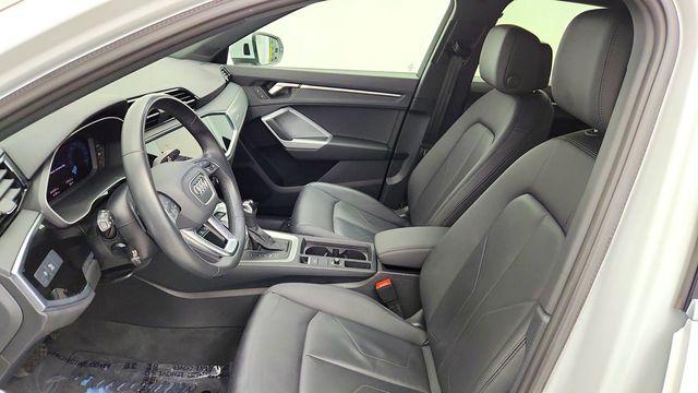 2024 Audi Q3 S line Premium 45 TFSI quattro - 23100493 - 19