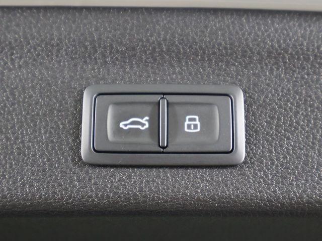 2024 Audi Q3 S line Premium Plus 45 TFSI quattro - 22942846 - 22