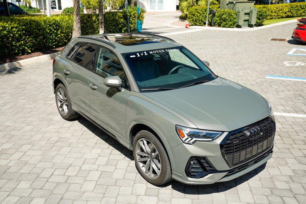 2024 Audi Q3 S line Premium Plus 45 TFSI photo 10