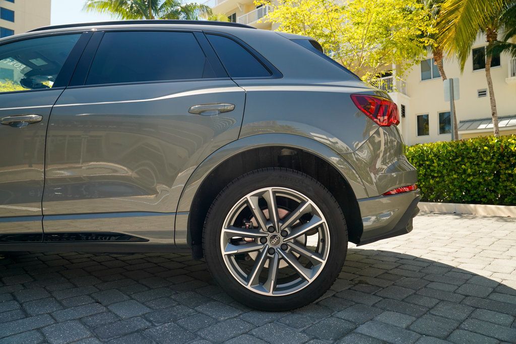 2024 Audi Q3 S line Premium Plus 45 TFSI photo 30
