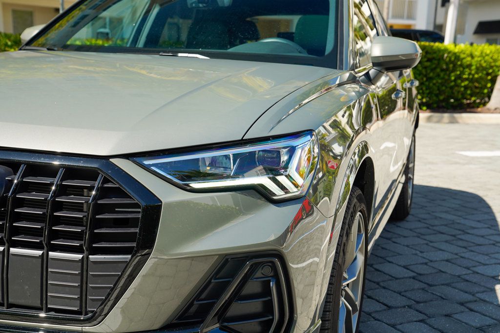 2024 Audi Q3 S line Premium Plus 45 TFSI photo 39